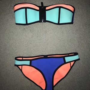 Triangl bikini